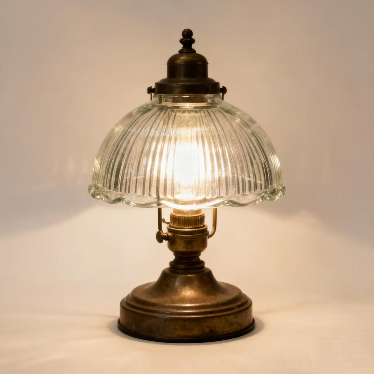 一图生成高质量3D模型，字节跳动Seed3D 1.0实测：有惊艳，也有遗憾丨302.AI 基准实验室